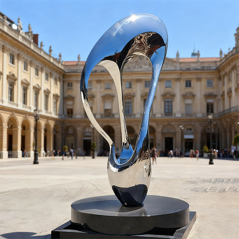 ประติมากรรมสแตนเลสขัดเงากระจก